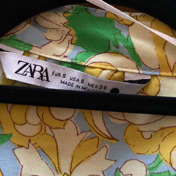 3/$30 Zara wrap mini dress - Picture 4 of 5